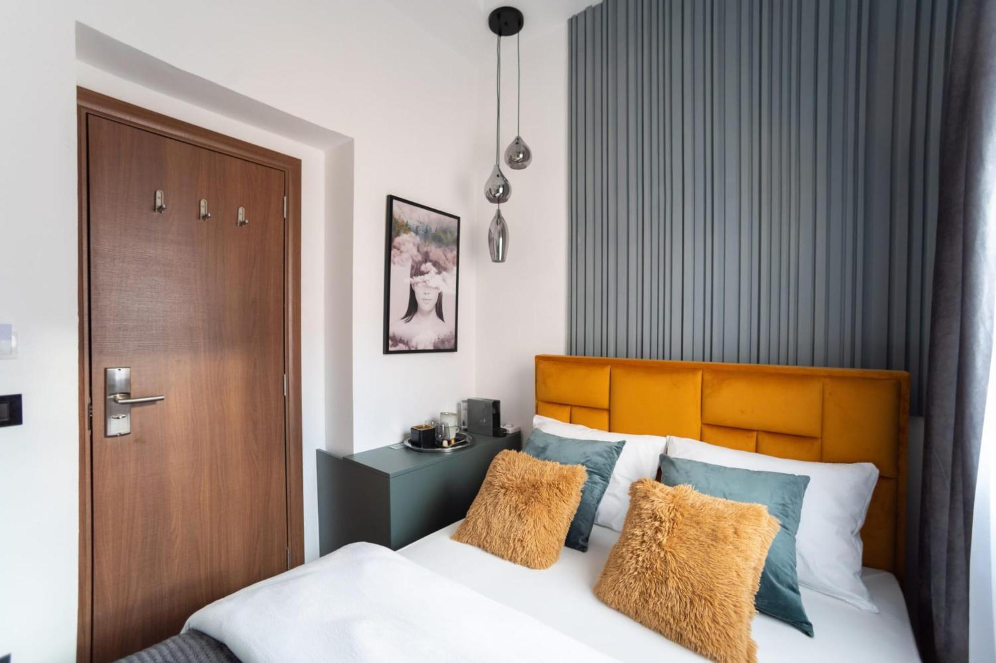 Natali Luxury Suites- Mini Rooms Belgrade Bilik gambar