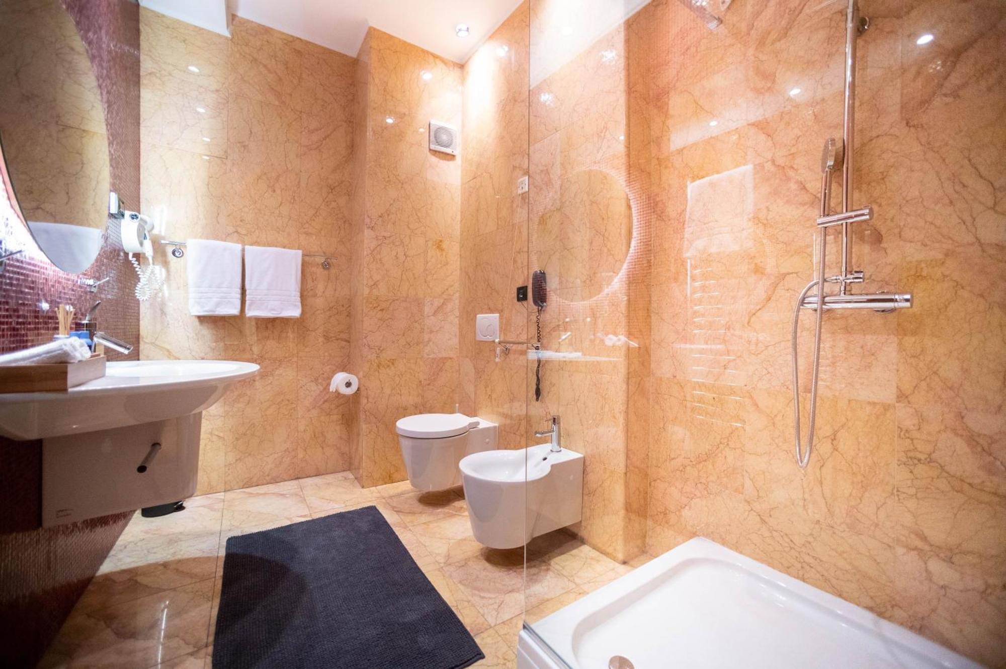 Natali Luxury Suites- Mini Rooms Belgrade Luaran gambar